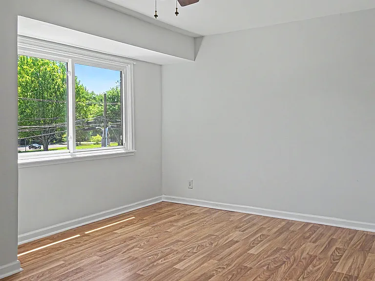 2736 Glengyle Dr #3 — Photo 14