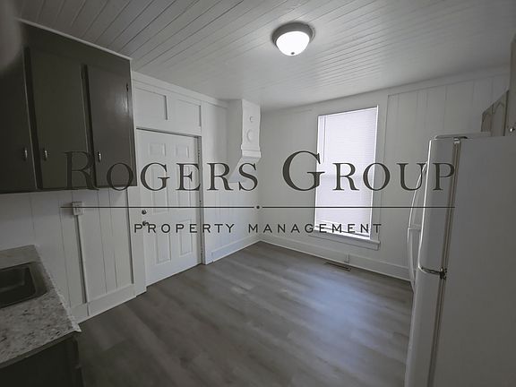 4th image of 121 Burwell Ave #B