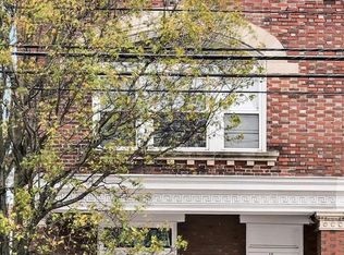 14 W James St APT 1, Lancaster, PA 17603