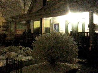 1302 S Walnut St, Springfield, IL 62704