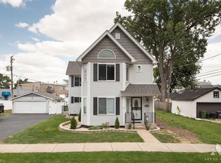 6120 W 98th St, Oak Lawn, IL 60453