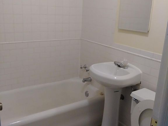 5th image of 1425 N Church St #2S
