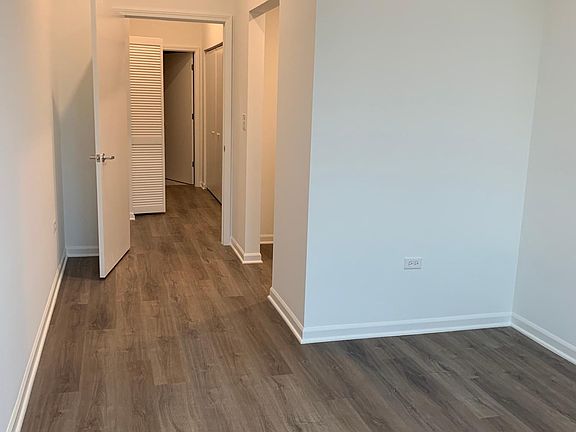 4th image of 2555 S Wabash Ave #Urcgkjzq1