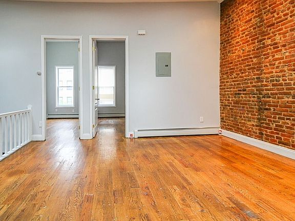 3rd image of 402 Chauncey St #A3