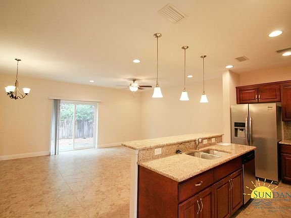 4th image of 1273 Sharif Dr