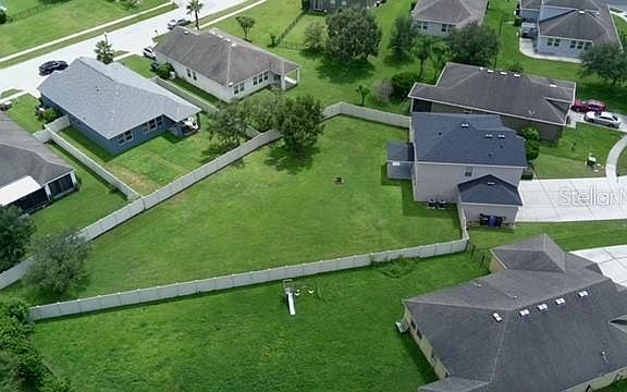 5th image of 3504 BLITHE COURT