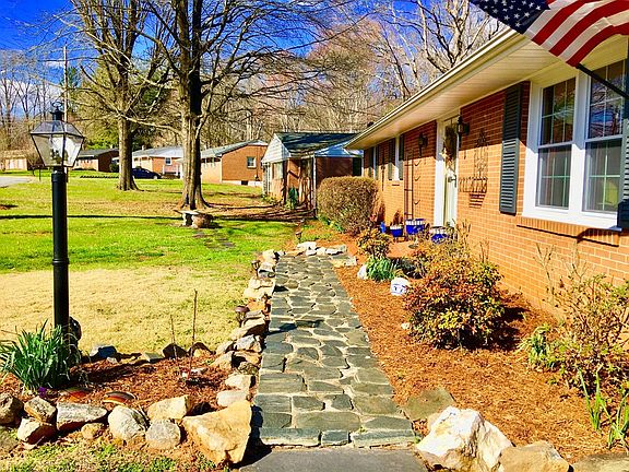 4th image of 113 Lakemont Ct