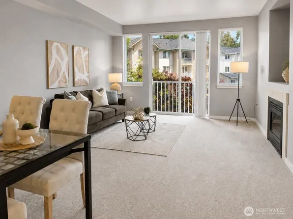 13301 SE 79th Place #C311, Newcastle, WA 98059