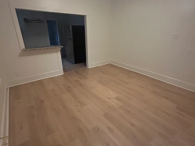 2508 Everett St #1 — Photo 4