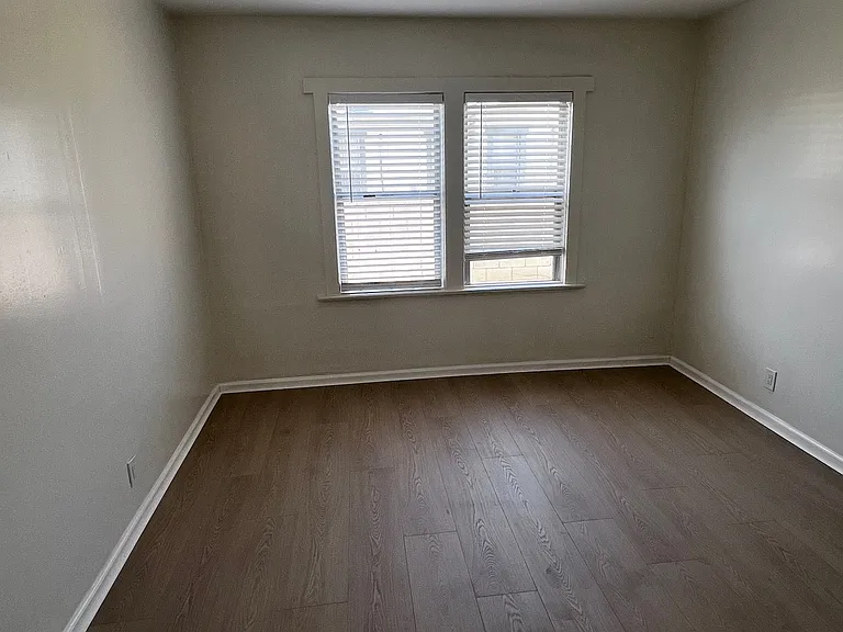1501 S Garfield Ave — Photo 5
