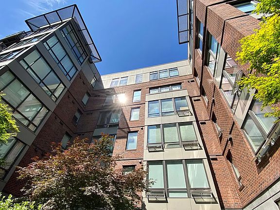 2nd image of 4547 8th Ave NE APT 602