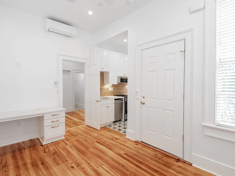 178 Broad St #B — Photo 6