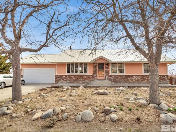 961 S E St, Virginia City, NV 89440