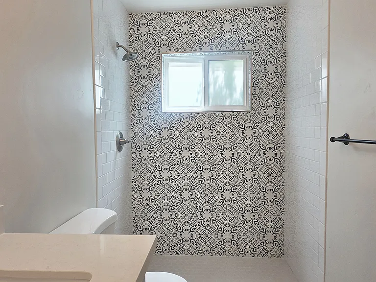 2554 27th St #B — Photo 9