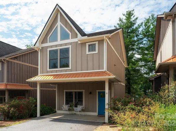 11 Gratitude Dr, Asheville, NC 28806