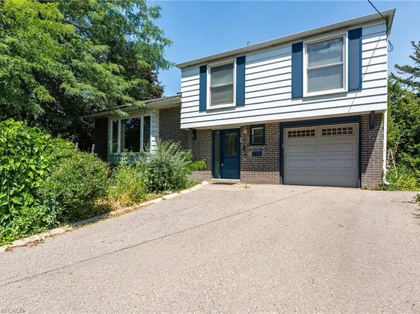 557 Trafford Cres, Oakville, ON L6L 3T4