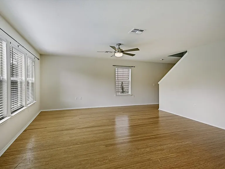 6516 Alum Rock Cv — Photo 4