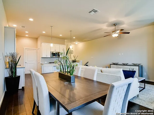 3831 Harry Wurzbach Rd #6 — Photo 6