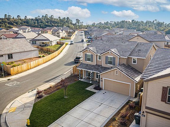 3rd image of 514 Dandelion Dr