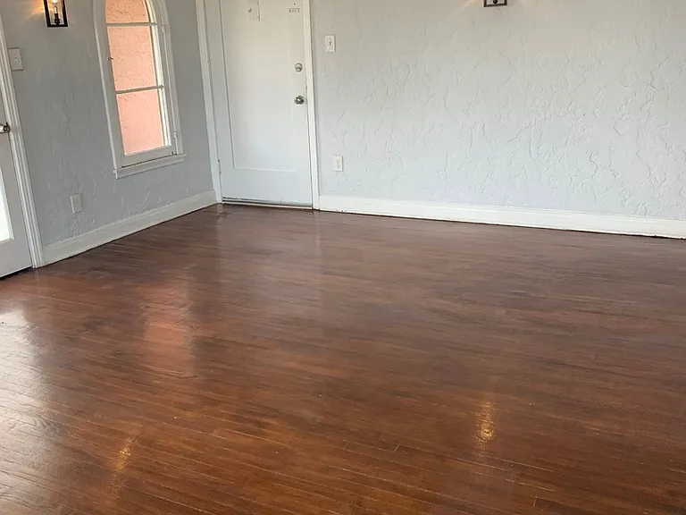 2901 Somerset Dr — Photo 7
