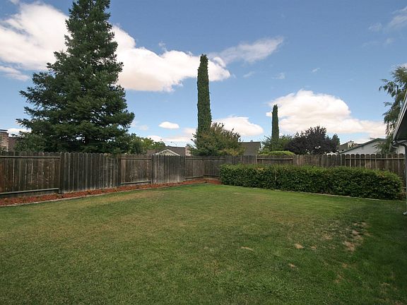 2nd image of 5487 Mira Loma Ct