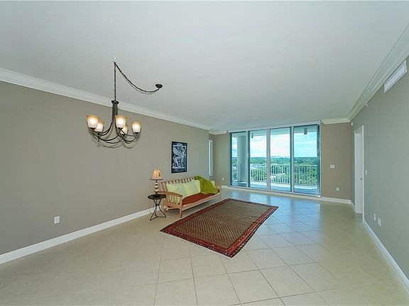 3rd image of 1771 Ringling Blvd Unit 808
