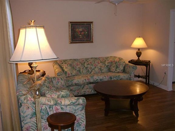 3rd image of 301 Andover Pl #186