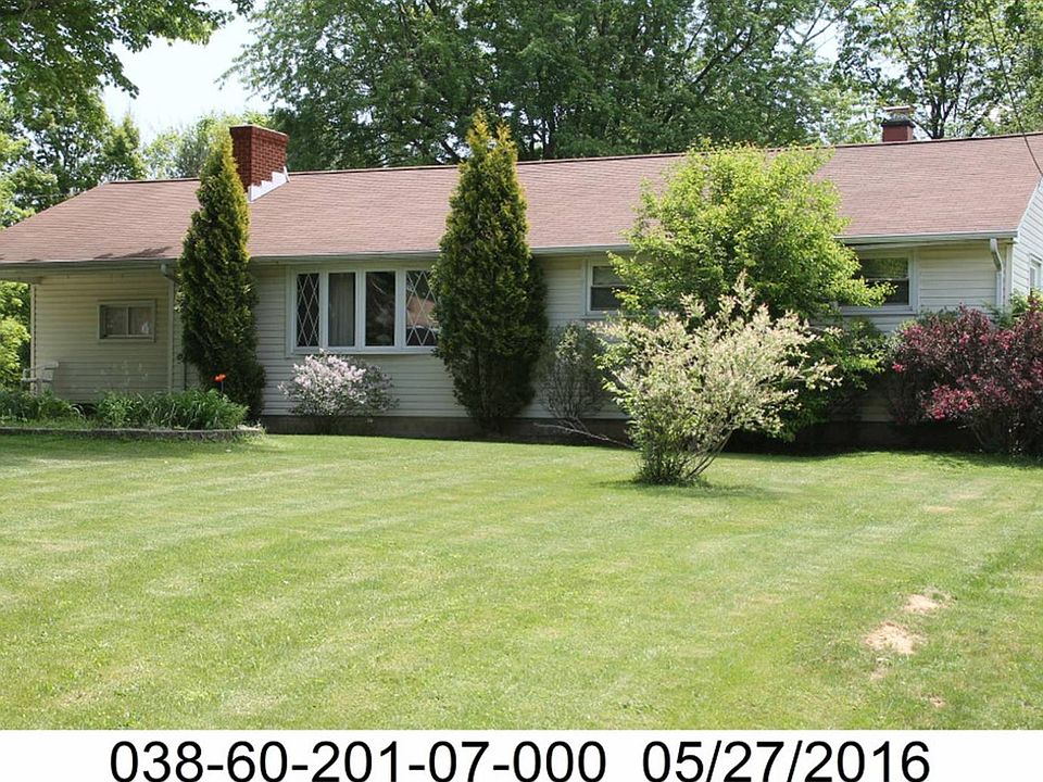 1st image of 3241 Beverly Ln
