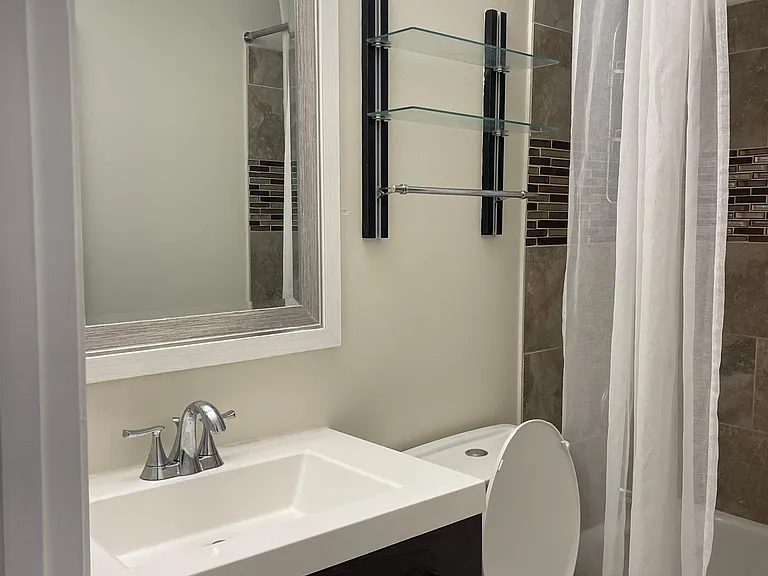 316 Roff Point Dr — Photo 24