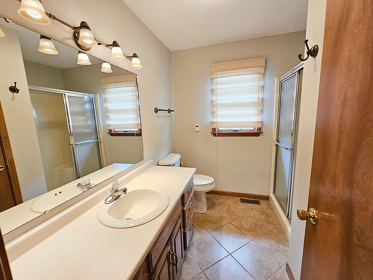 6 Melrose Pl — Photo 11