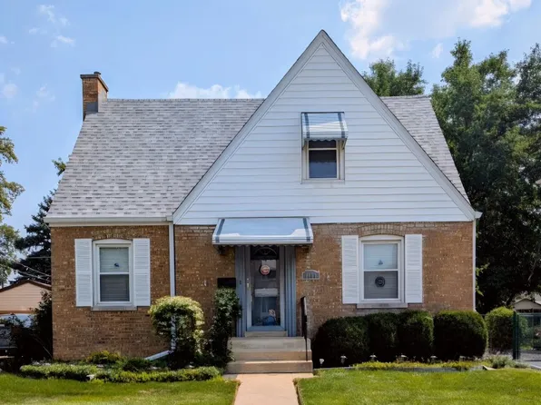 1451 Speechley Blvd, Berkeley, IL 60163