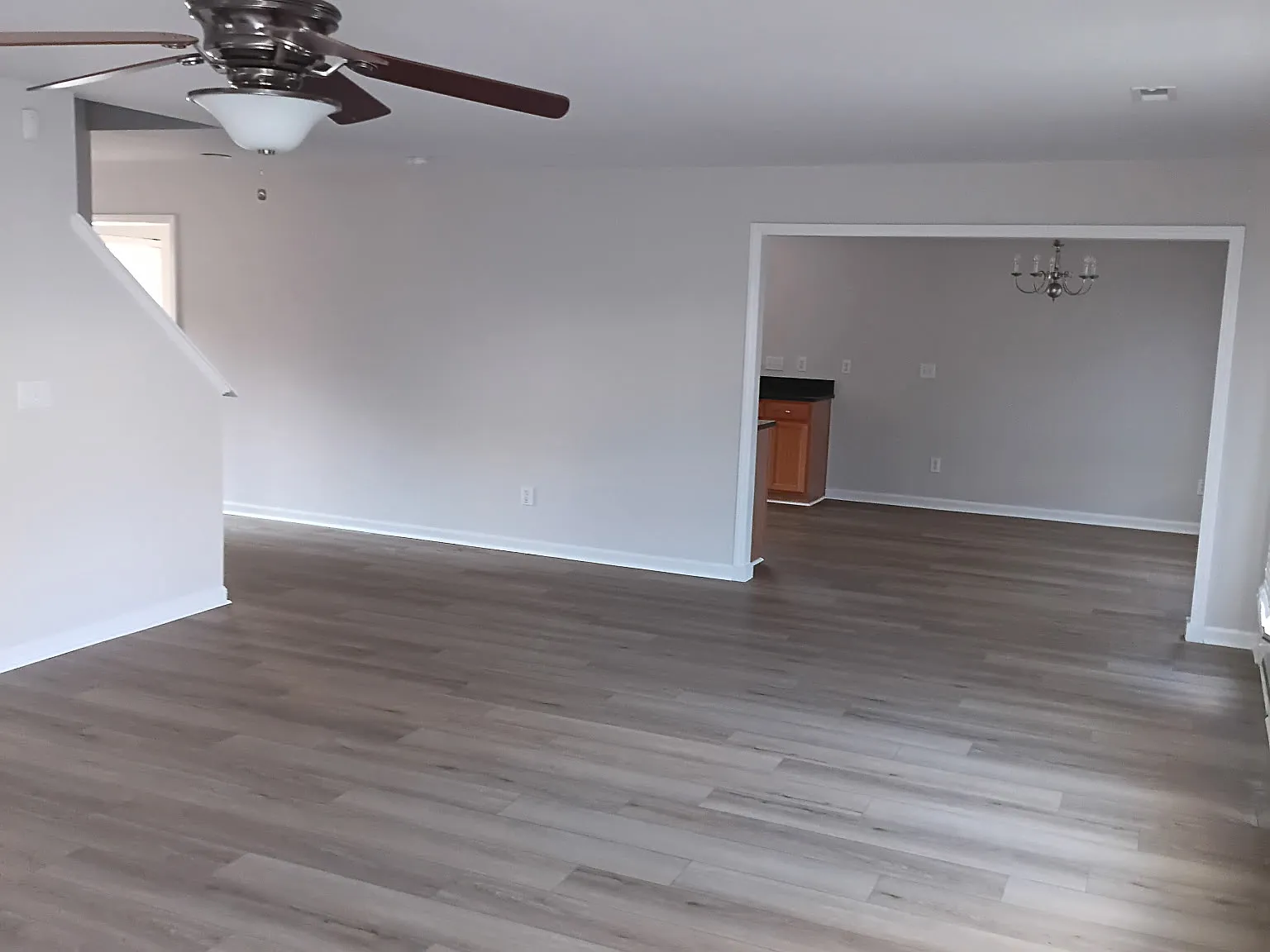 3 bed, 2.5 bath, 2524 sqft, $2,200 — Photo 1