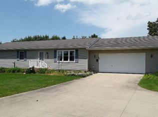 10622 12b Rd, Plymouth, IN 46563