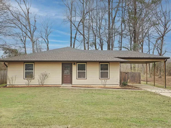 1300 Blue Acres St, White Hall, AR 71602