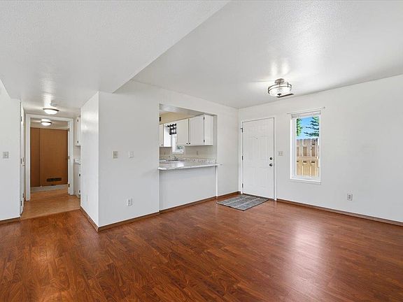 5th image of 25B Statesboro Dr