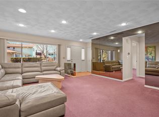 551 Quisset Ct, Warwick, RI 02886