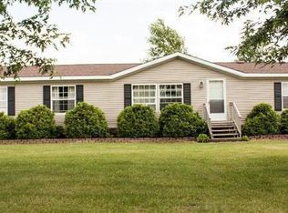 2117 W Fleck Rd, Six Lakes, MI 48886