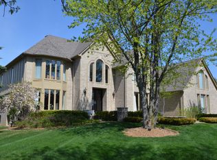 5806 Wellwood Dr, Rochester, MI 48306