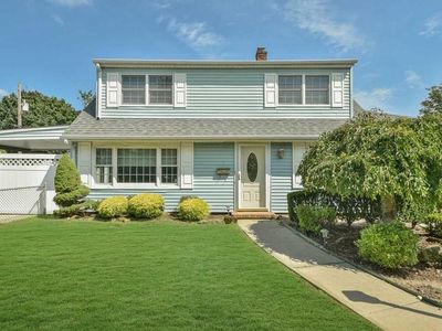 7 Sandy Lane, Levittown, NY, 11756