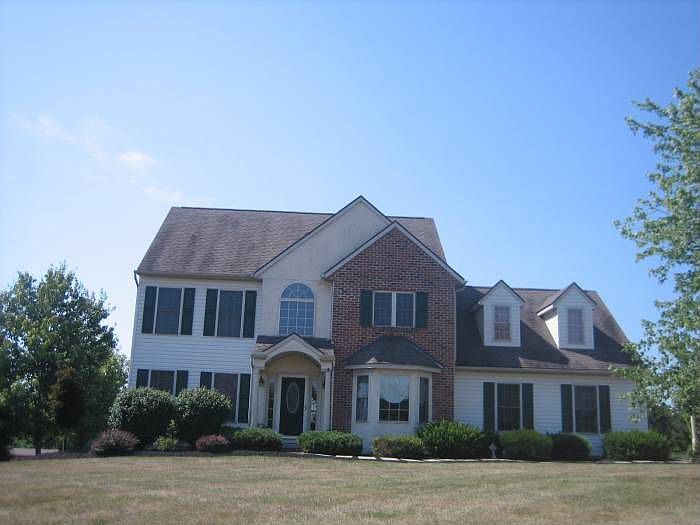 1st image of 115 Edgefield Dr