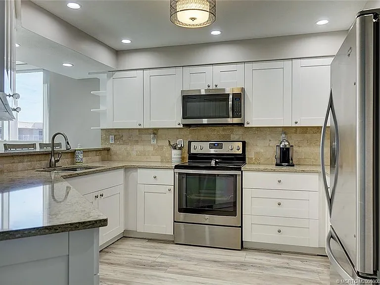 3880 N Highway A1A #905 — Photo 17
