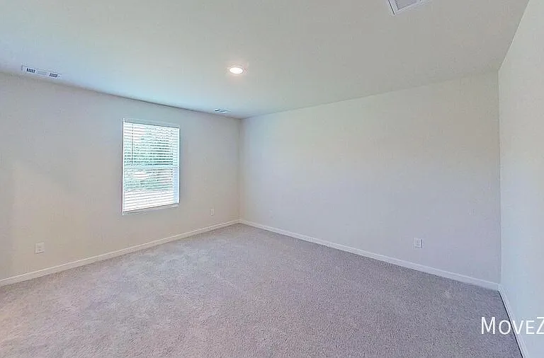 161 Davis Dr — Photo 34