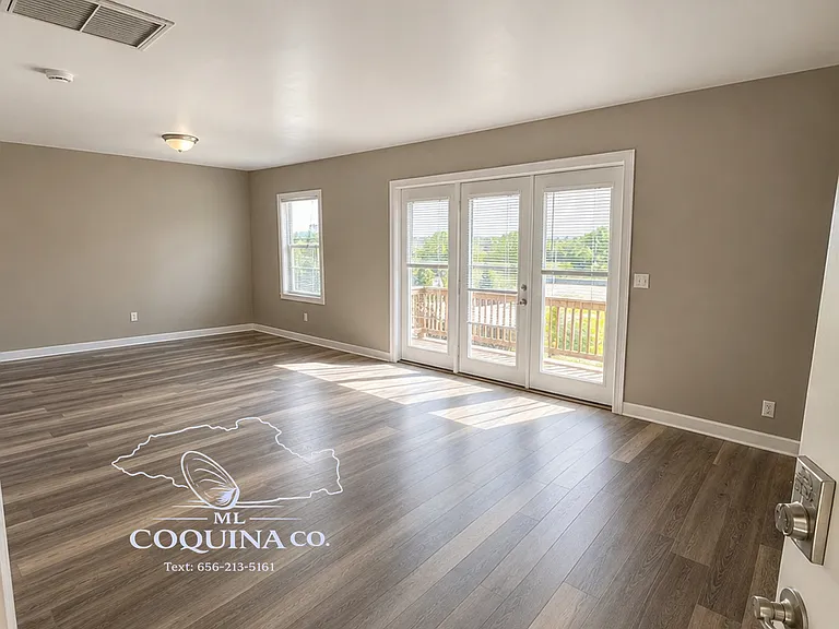 4756 Beach Dr SE #C — Photo 2