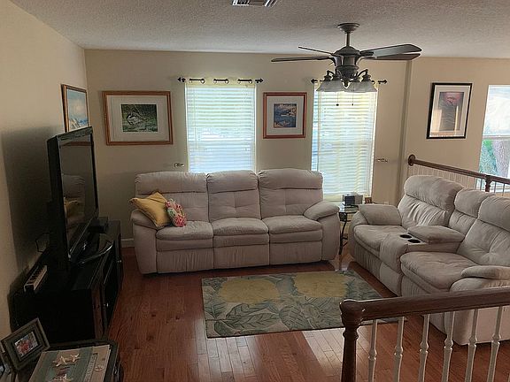 4th image of 2251 Harbor Pointe Pl