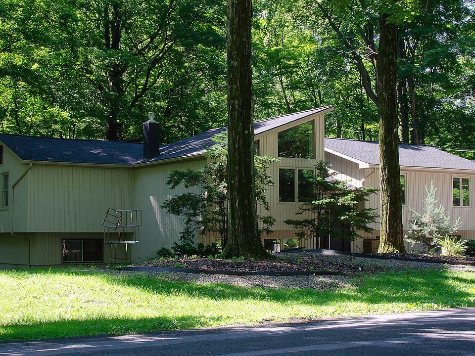 1st image of 7908 Glenbrook Dr