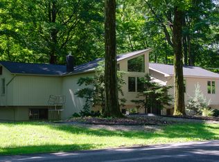 7908 Glenbrook Dr, Baldwinsville, NY 13027