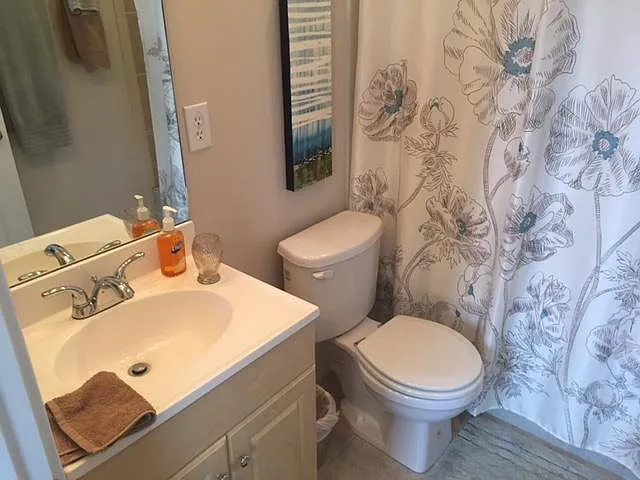 1030 Greenwood Ave NE #A — Photo 18