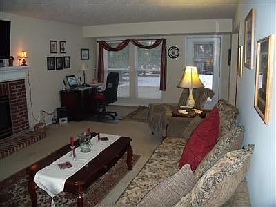 3rd image of 7016 Greenstone Trc