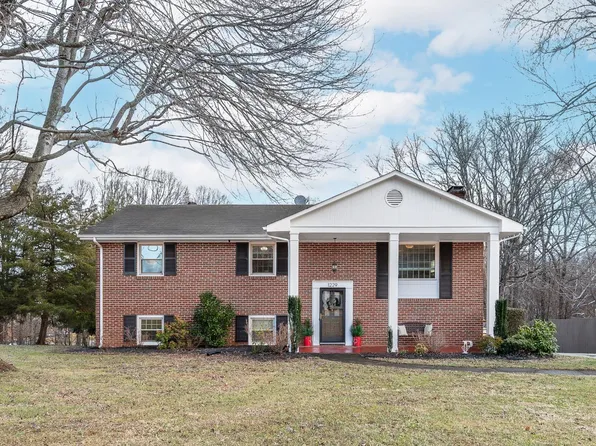 1229 Rainbow Forest Dr, Lynchburg, VA 24502