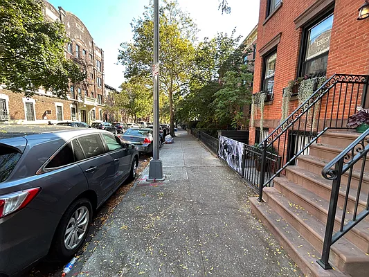 Rented by JB Mac Real Estate Inc. | media 30